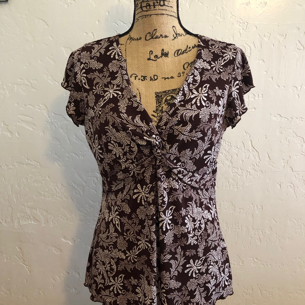 j.t.b. brown & white blouse, size small